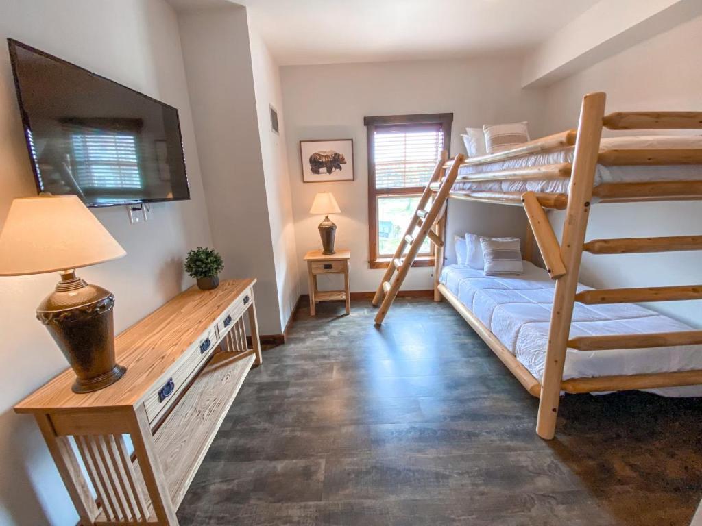 Remodeled Ski In-Out - 305 Soaring Eagle - Luxury! Dunmore Экстерьер фото